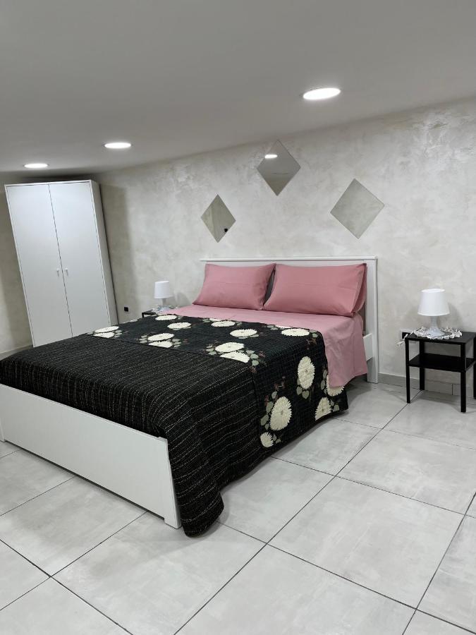 Maison Sabale' Apartment Наполи Екстериор снимка