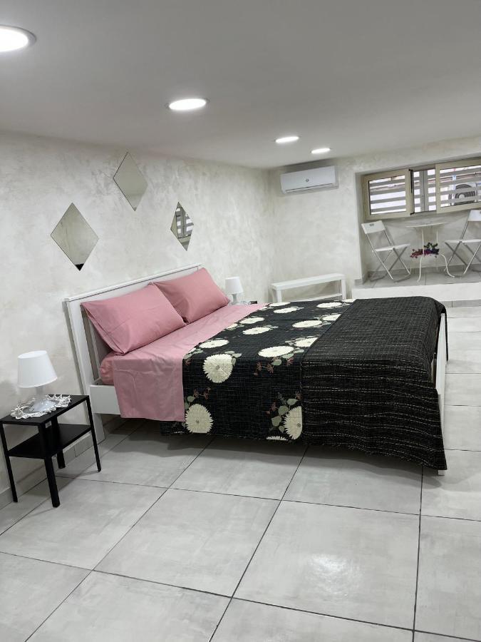 Maison Sabale' Apartment Наполи Екстериор снимка