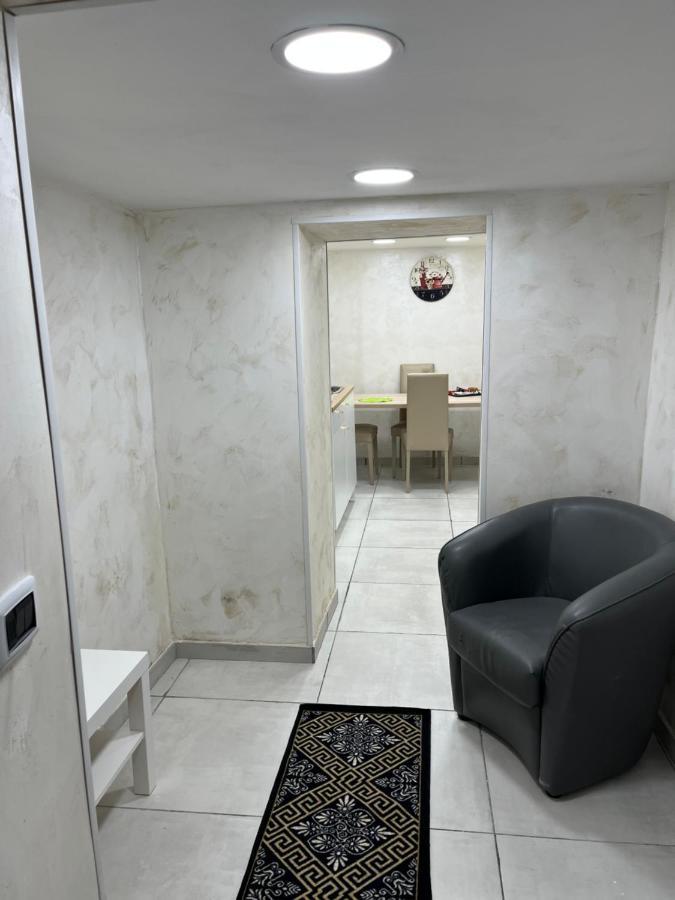 Maison Sabale' Apartment Наполи Екстериор снимка